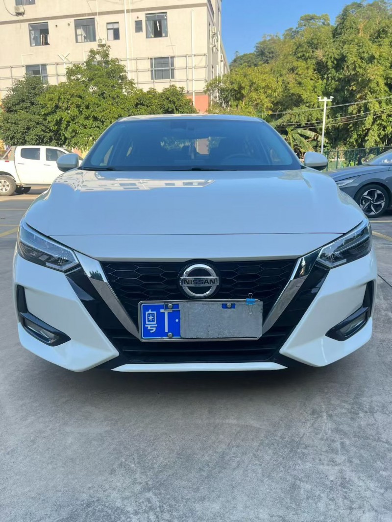 中山21年日产轩逸1