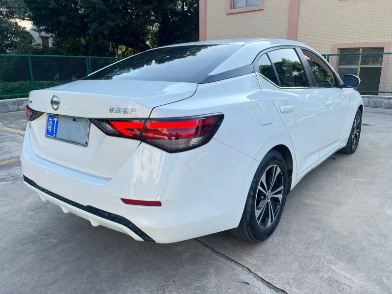 中山21年日产轩逸5