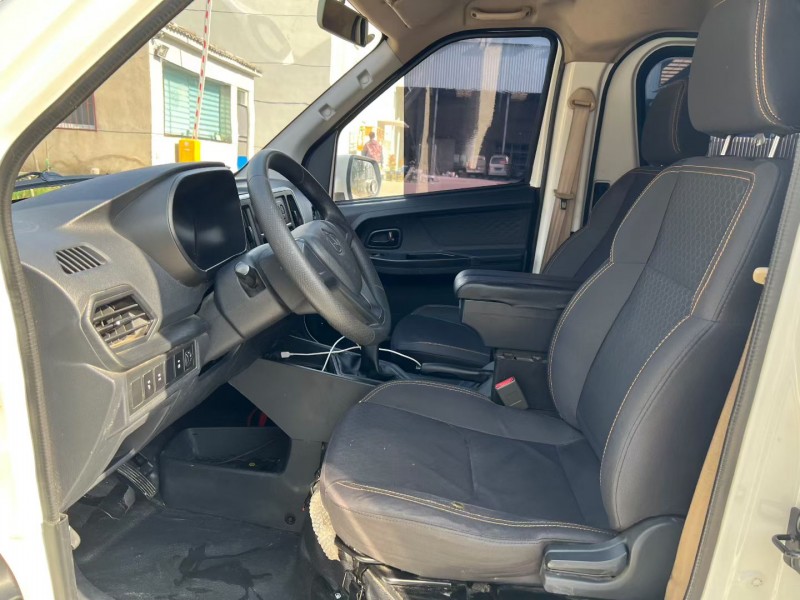 徐州23年长安汽车睿行6