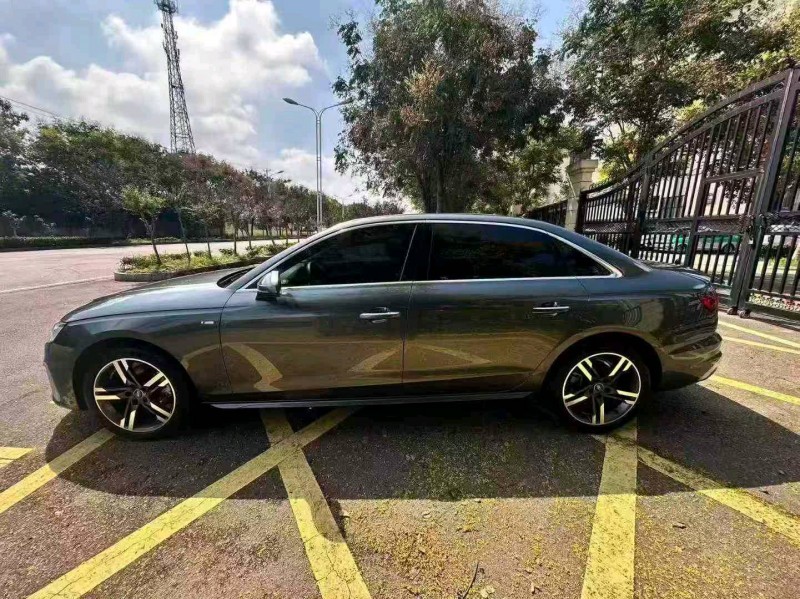 徐州23年奥迪A4L8