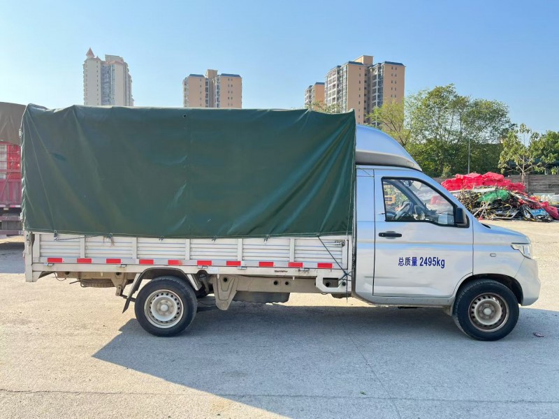 中山25年五菱汽车荣光2