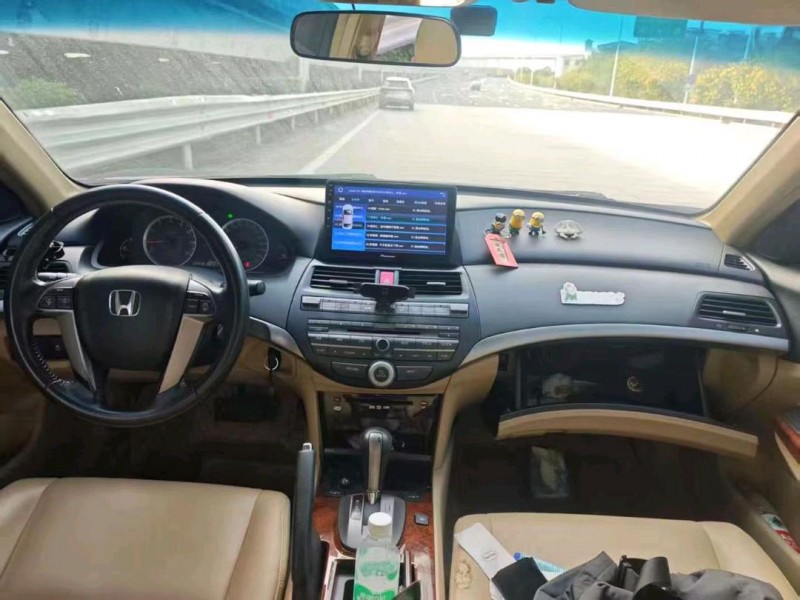 广州11年本田雅阁3