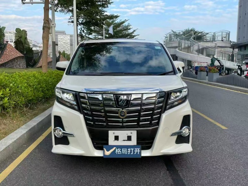 深圳18年丰田埃尔法1