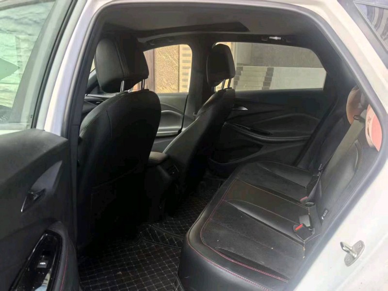 广州23年别克威朗3