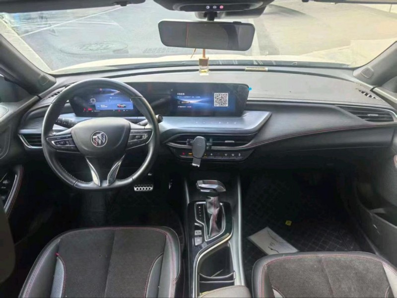 广州23年别克威朗4