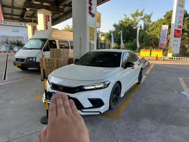 广州22年本田思域1