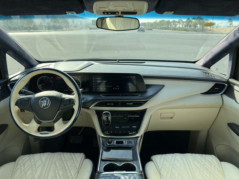 盐城22年别克GL84