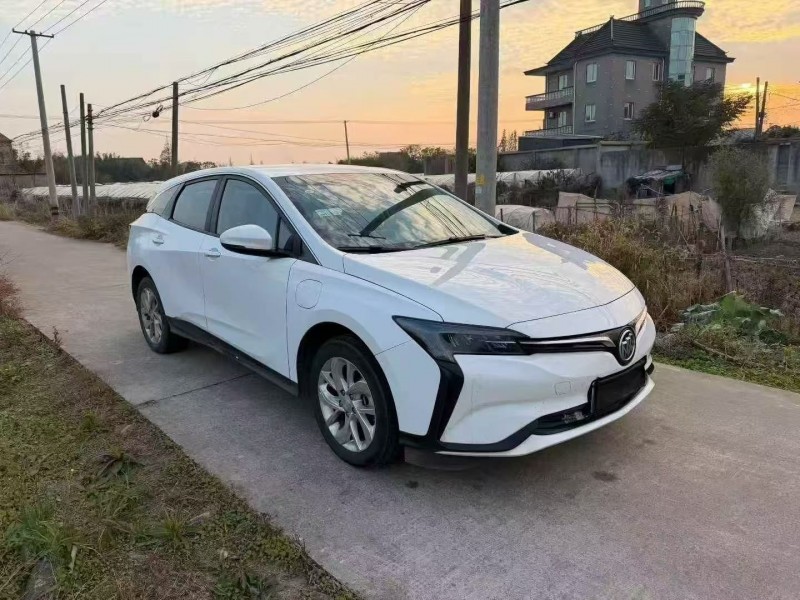 嘉兴24年别克微蓝3