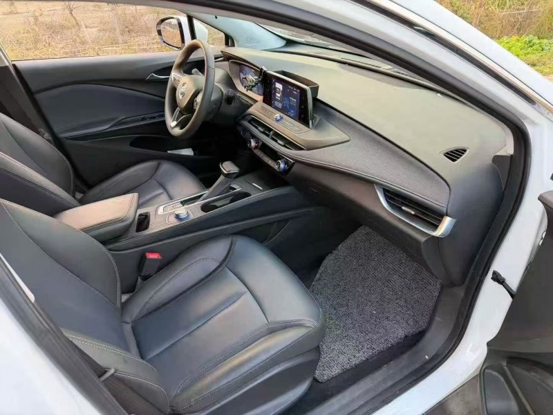 嘉兴24年别克微蓝6