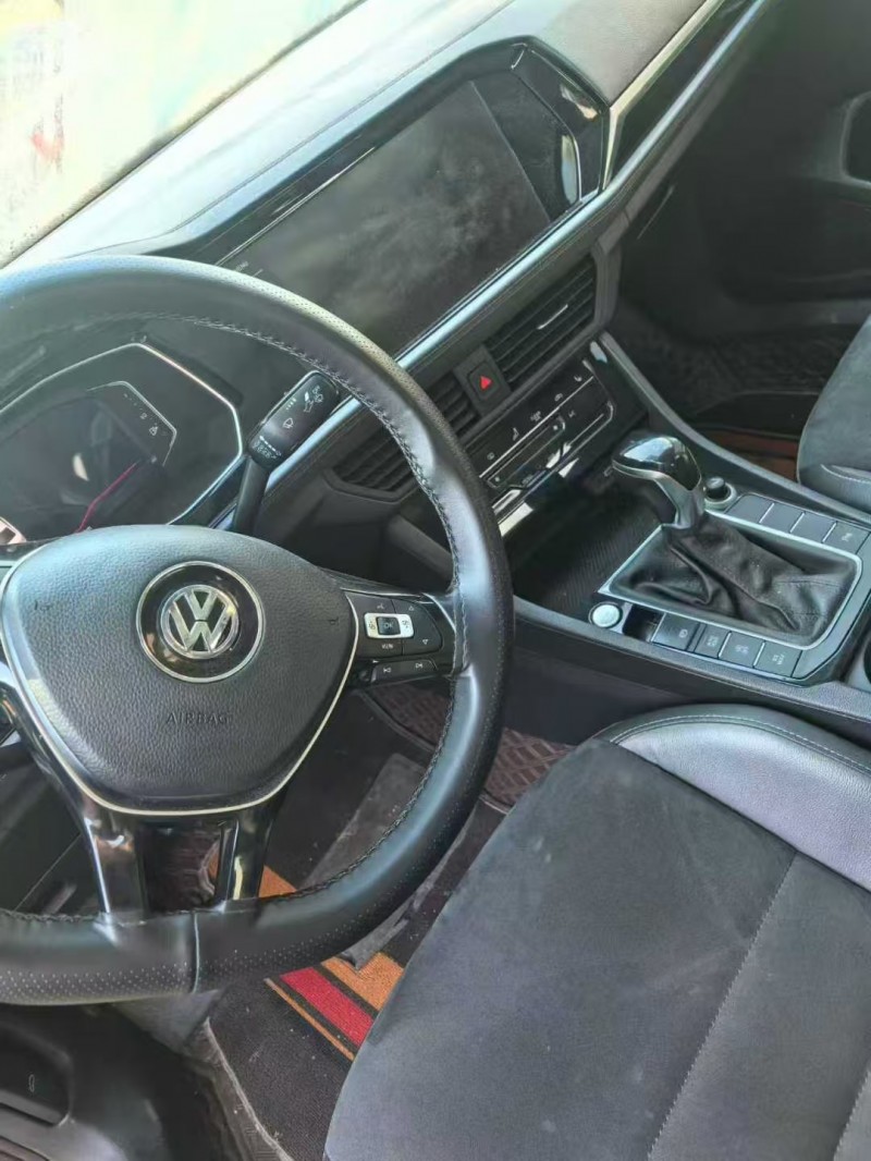 菏泽21年大众速腾3