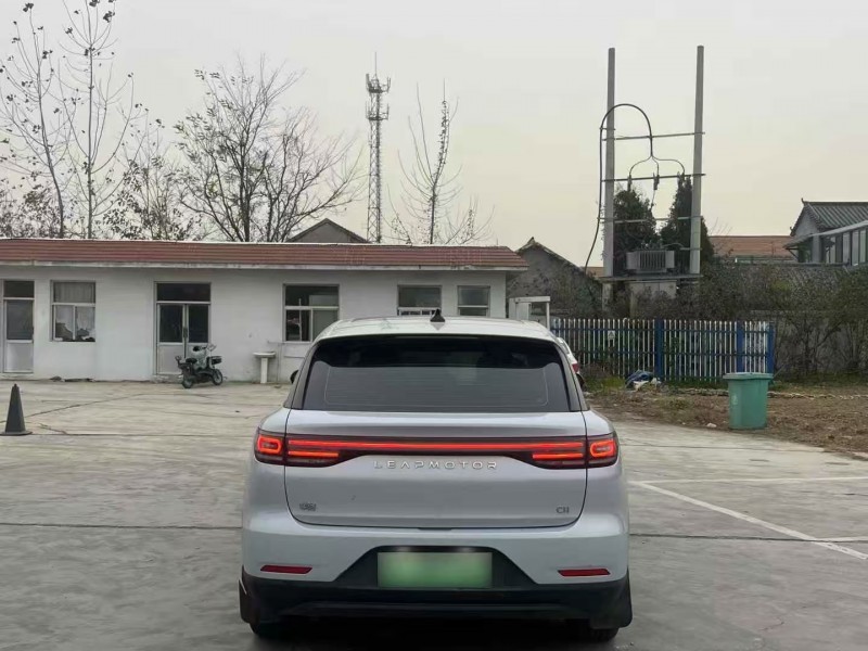 菏泽23年零跑汽车C119