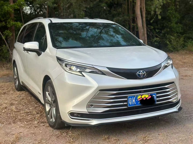 广州23年丰田塞纳3