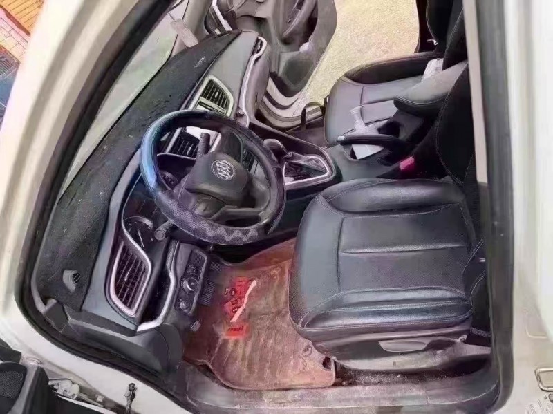 菏泽20年别克英朗GT2