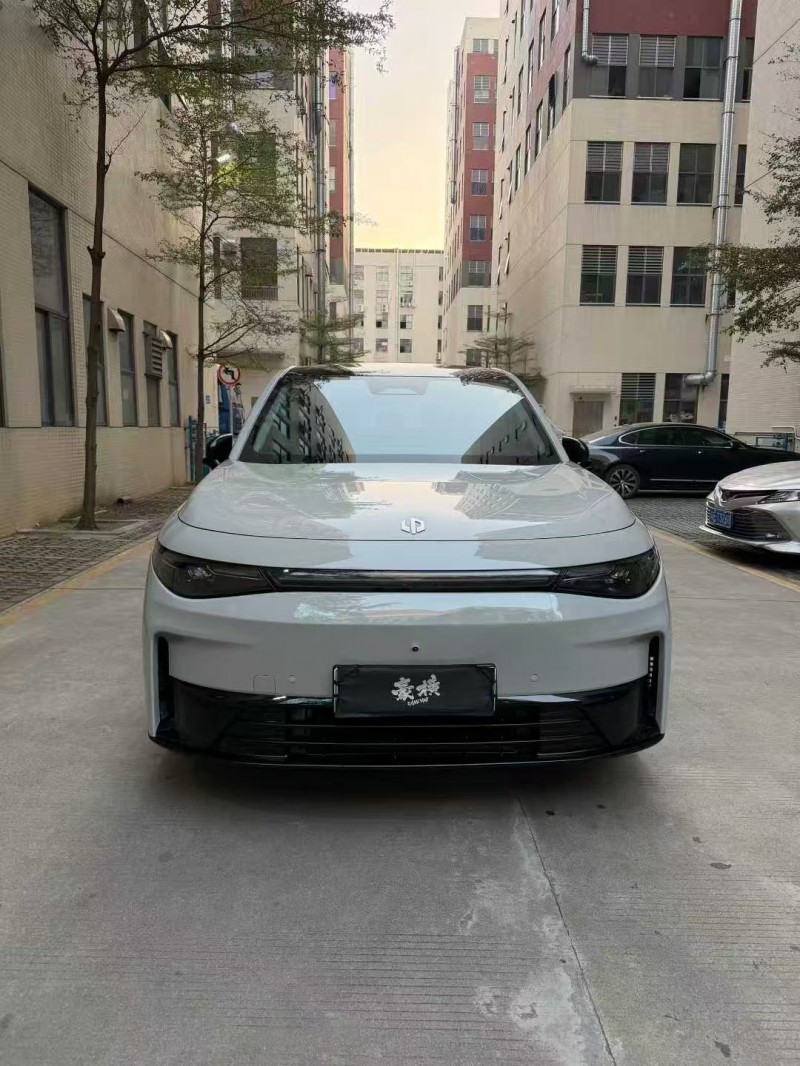 广州24年零跑汽车C101