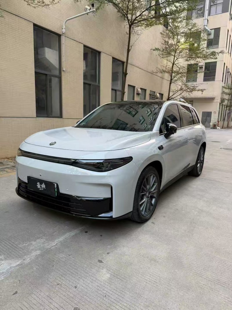 广州24年零跑汽车C103