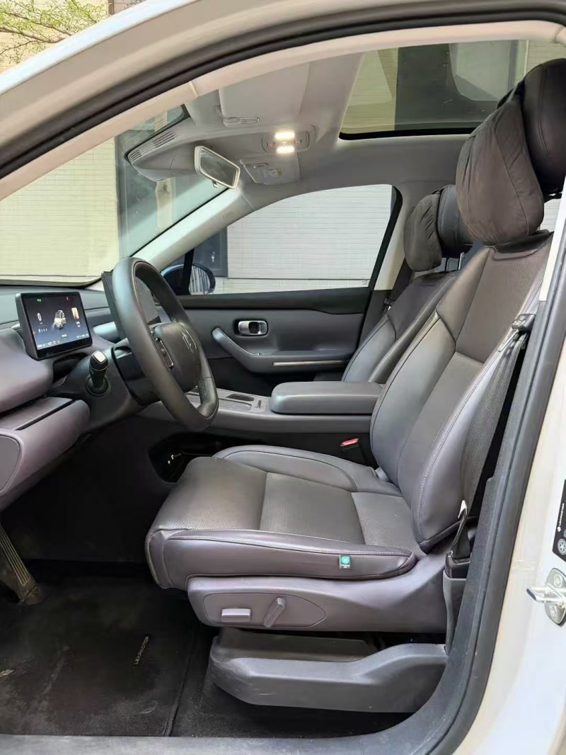 广州24年零跑汽车C104