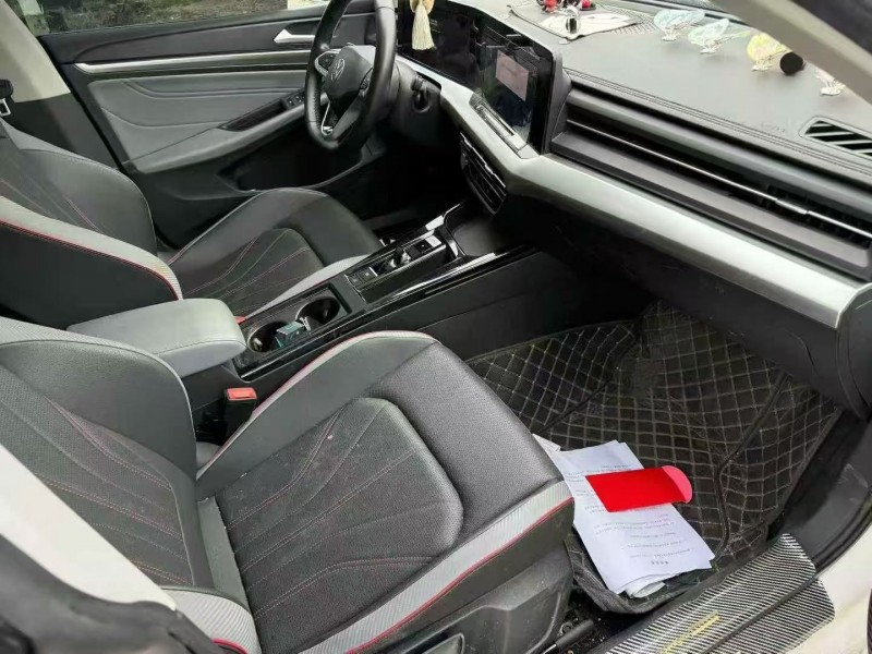 湛江23年大众凌渡4