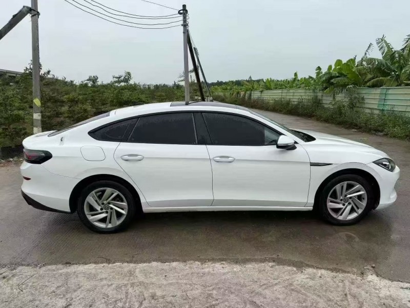 湛江23年大众凌渡6