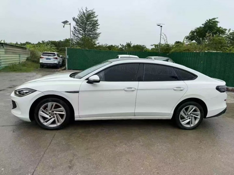 湛江23年大众凌渡7