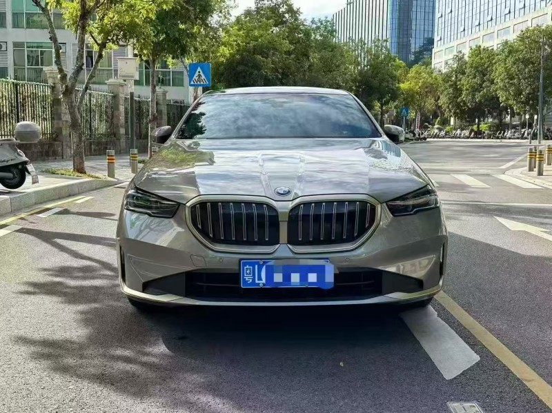 广州25年宝马5系1