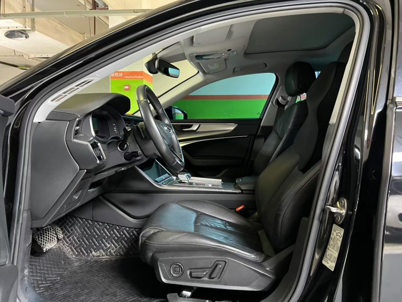 成都21年奥迪A6L5