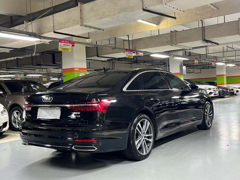 成都21年奥迪A6L7