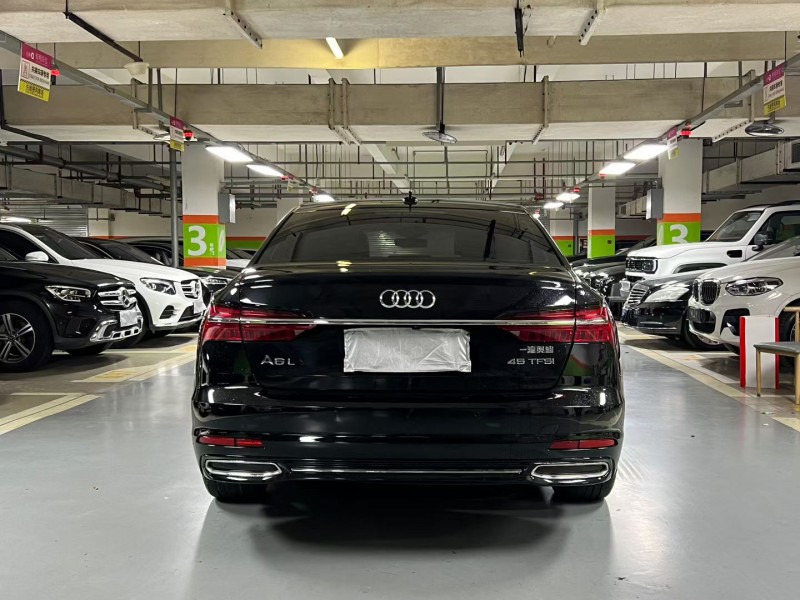 成都21年奥迪A6L8