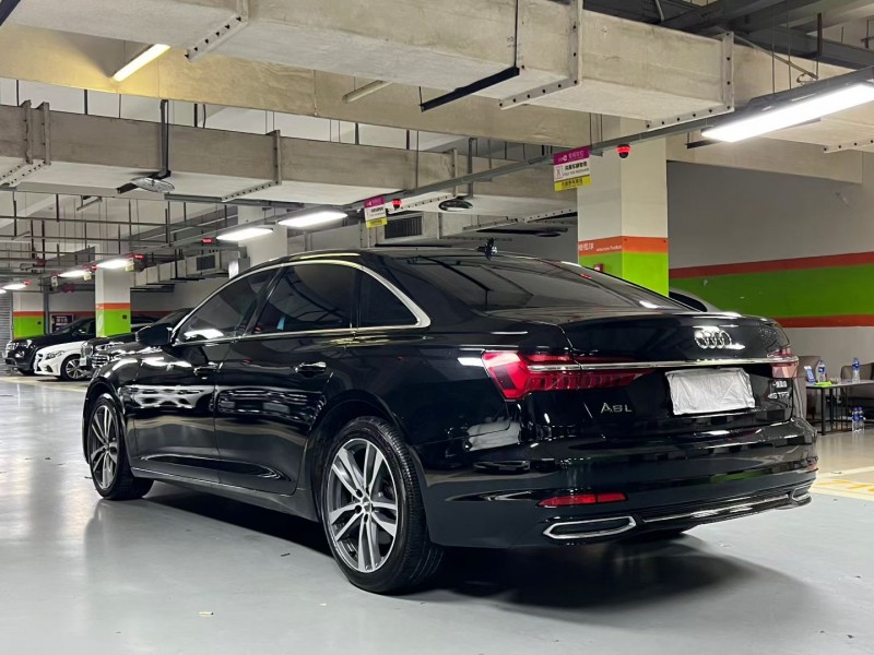 成都21年奥迪A6L9