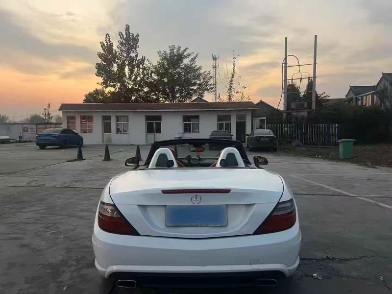 菏泽12年奔驰SLK9