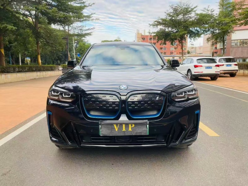 广州23年宝马IX31