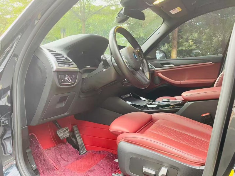 广州23年宝马IX36