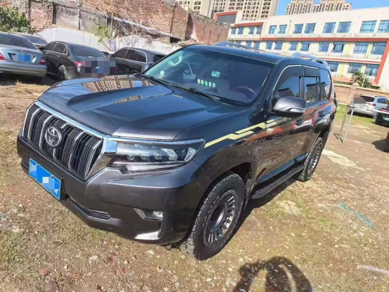 渭南19年丰田普拉多2