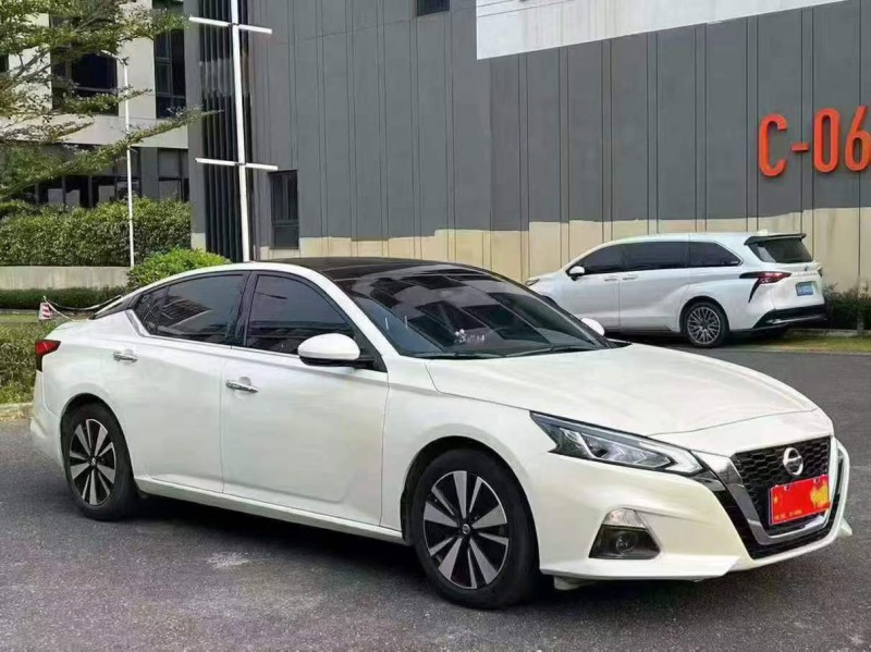 广州22年日产天籁2