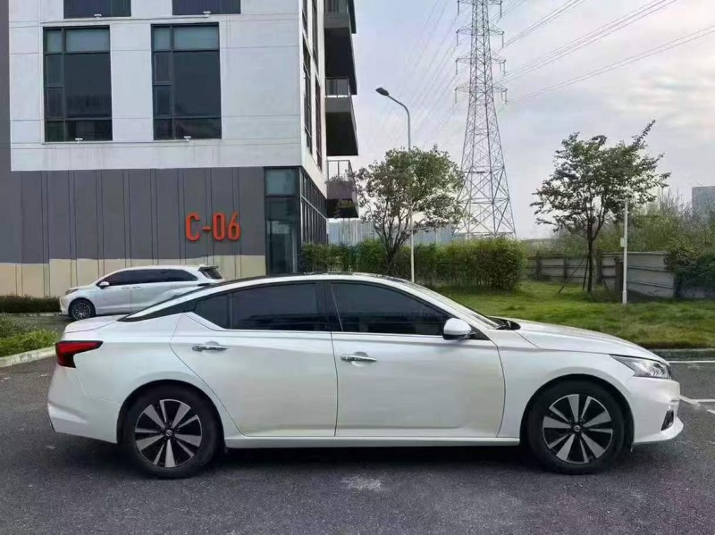 广州22年日产天籁6