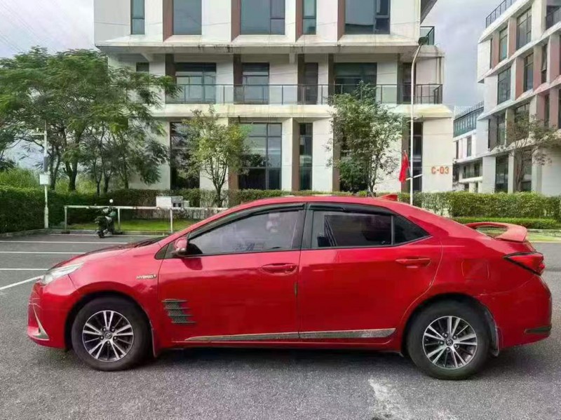 广州16年丰田雷凌4