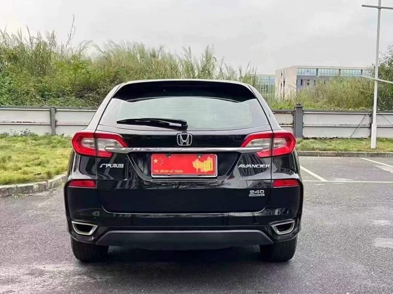 广州19年本田冠道4