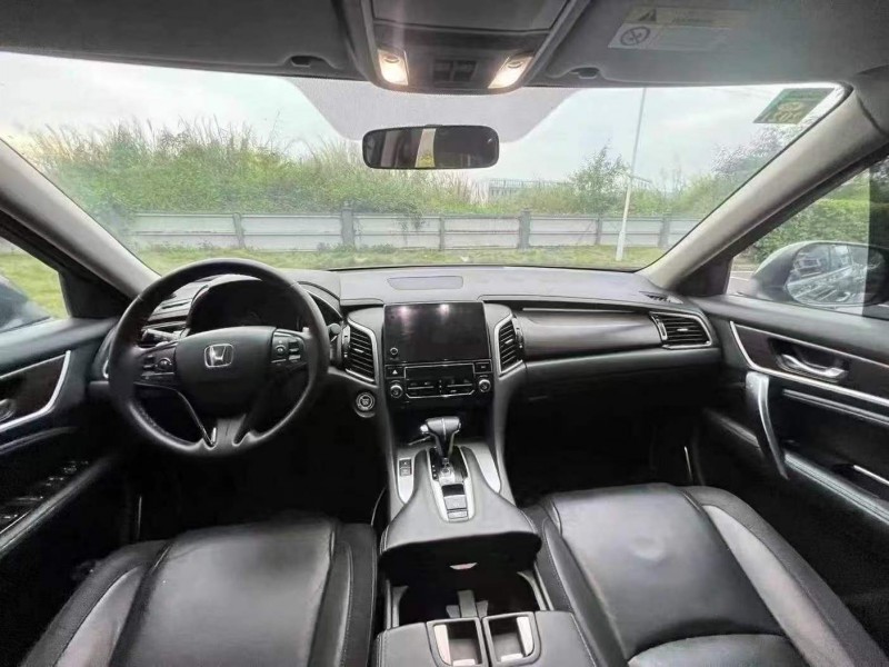 广州19年本田冠道9