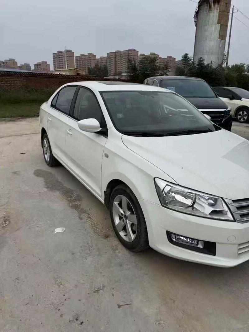 菏泽16年大众桑塔纳2
