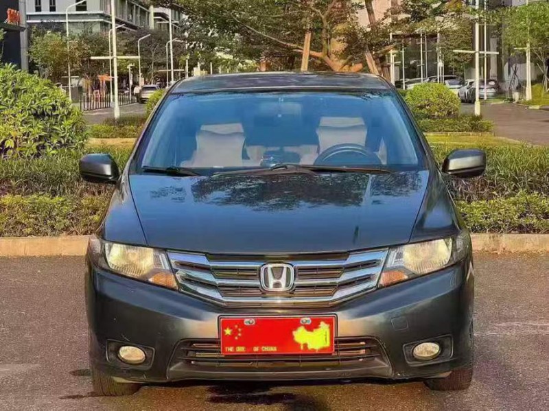 广州15年本田锋范1