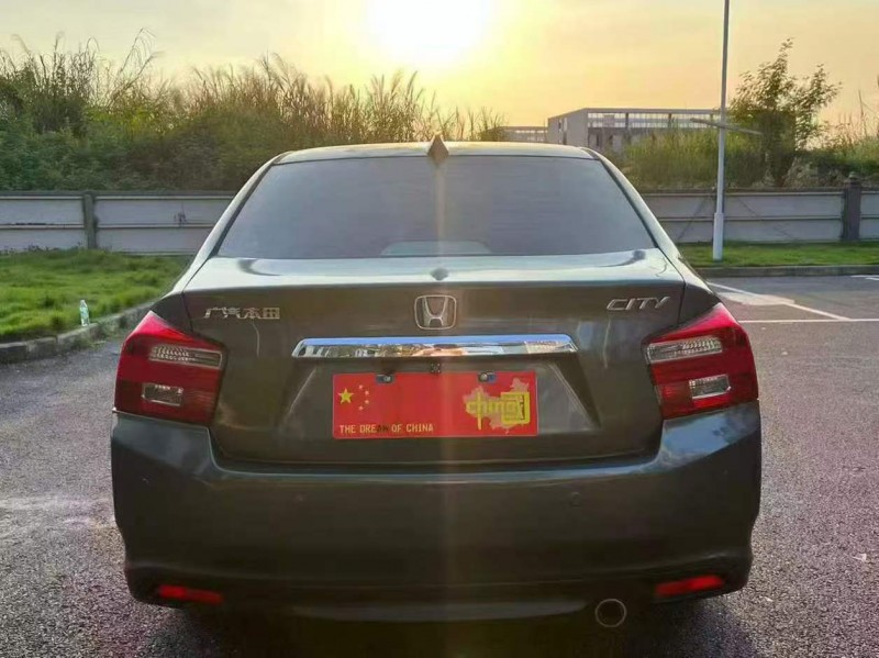 广州15年本田锋范5