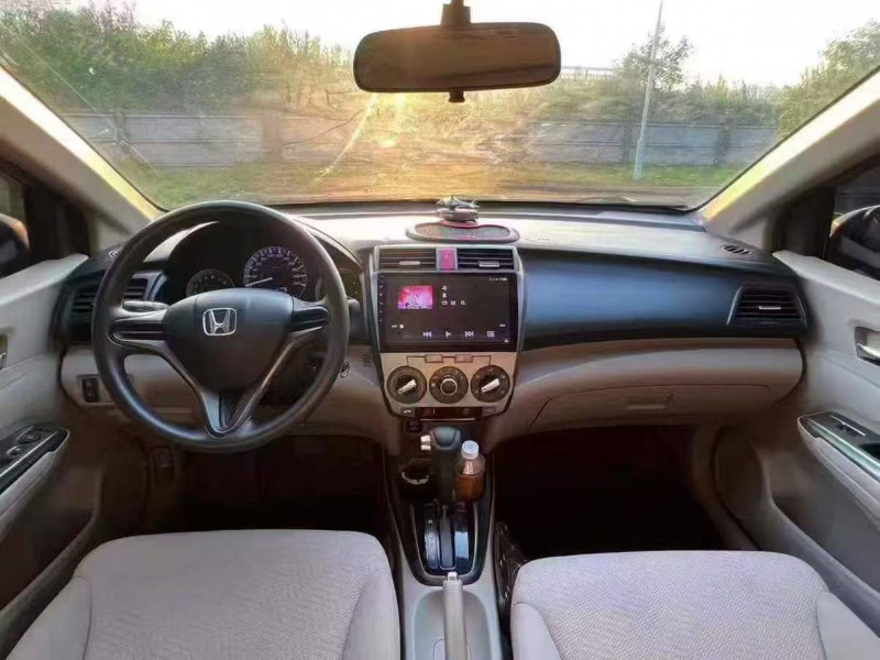 广州15年本田锋范7