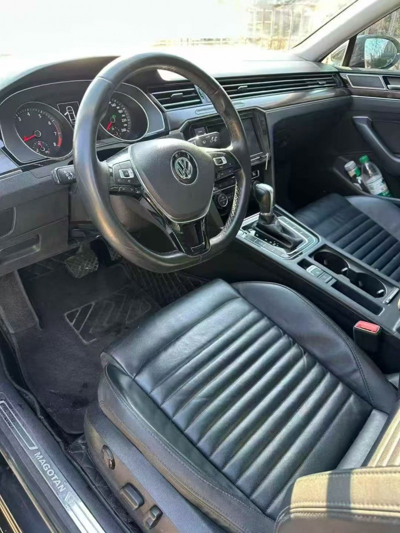 枣庄19年大众迈腾6