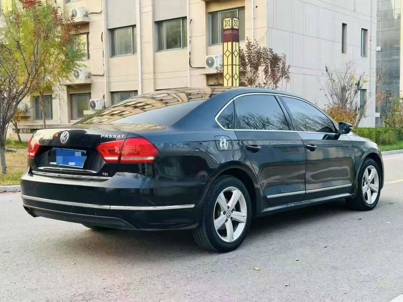 青岛14年大众帕萨特7