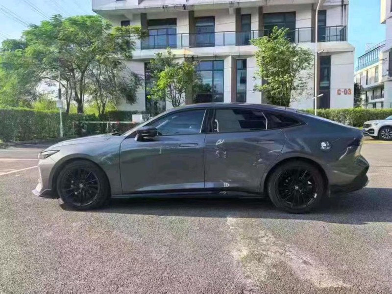 广州23年长安汽车UNI4