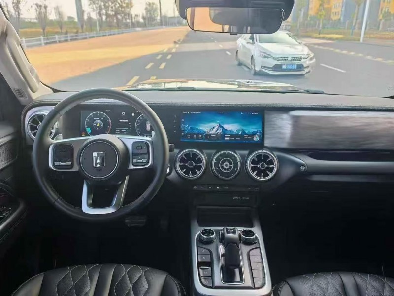 咸阳24年长城汽车坦克5