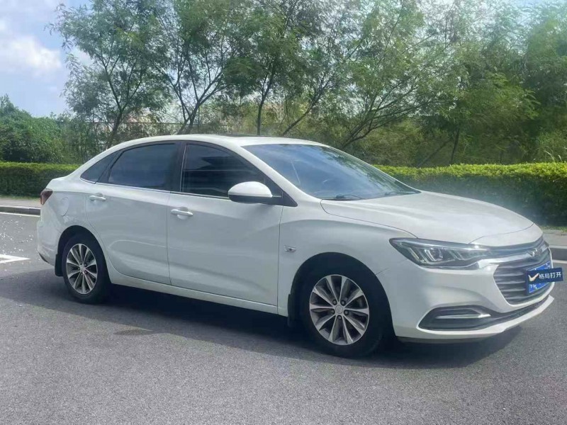 东莞21年雪佛兰科鲁泽3