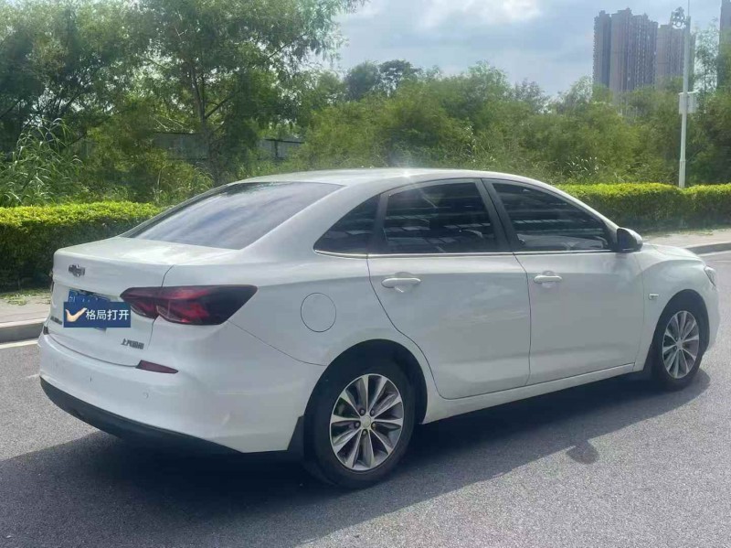 东莞21年雪佛兰科鲁泽8