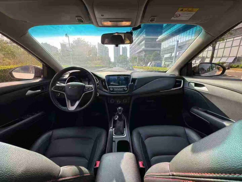 东莞21年雪佛兰科鲁泽5