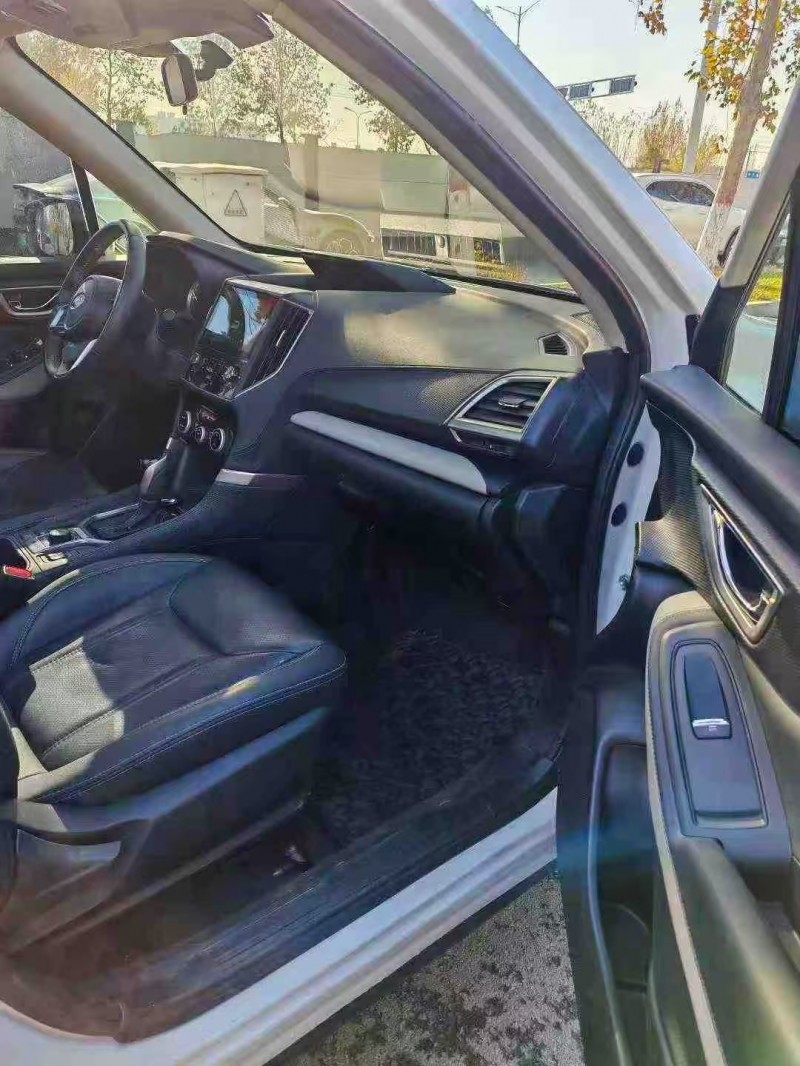 唐山23年斯巴鲁森林人8