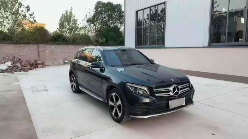 济宁19年奔驰GLC2